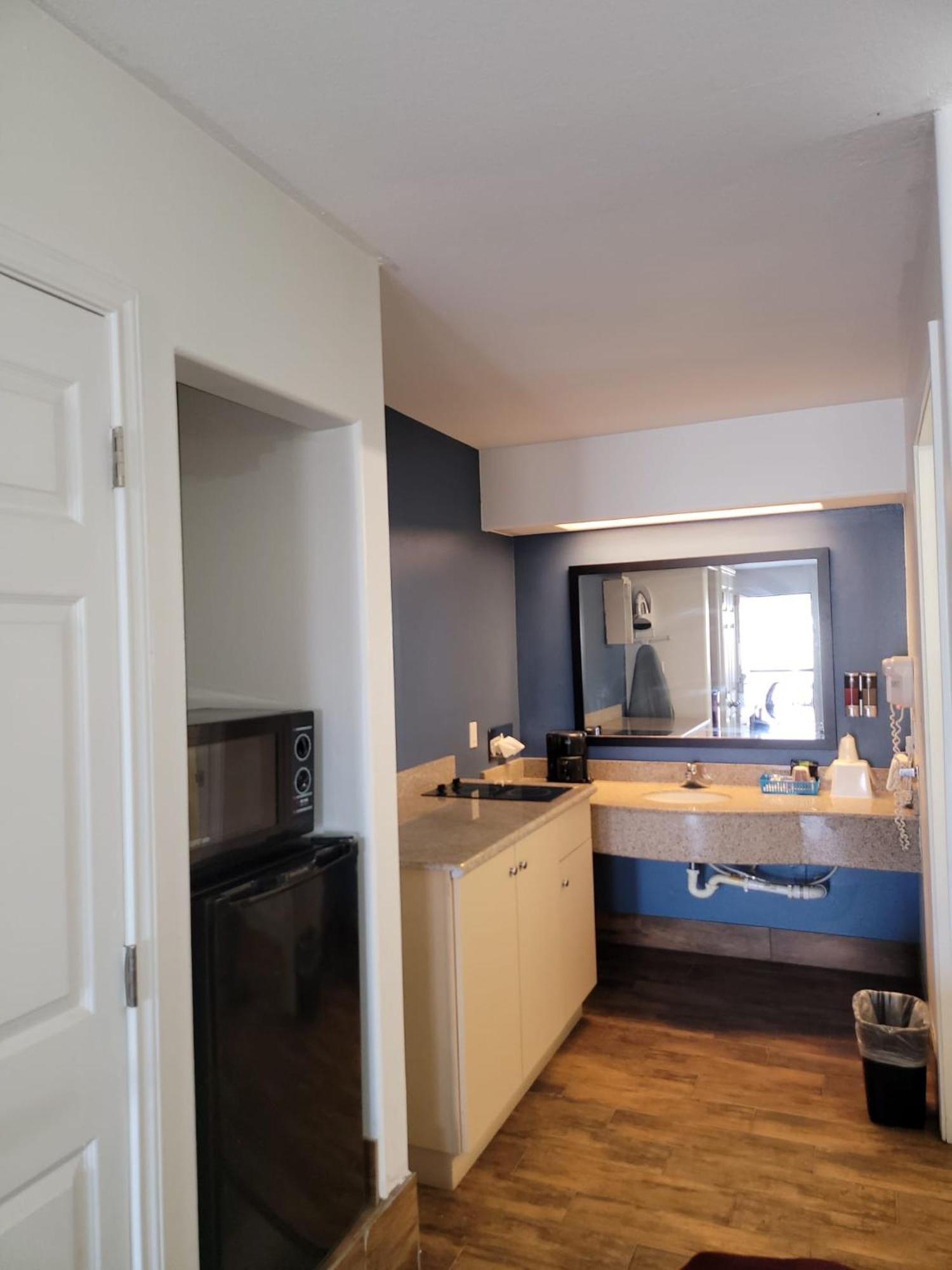 Texas Inn&Suites Raymondville Extérieur photo