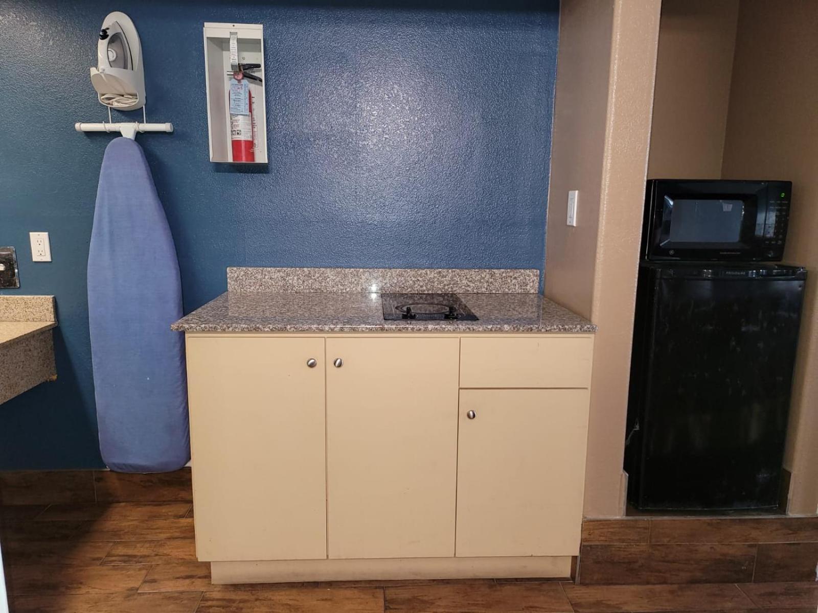 Texas Inn&Suites Raymondville Extérieur photo
