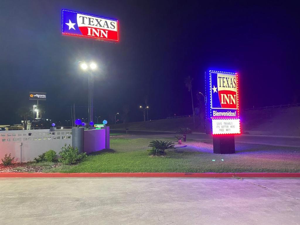 Texas Inn&Suites Raymondville Extérieur photo