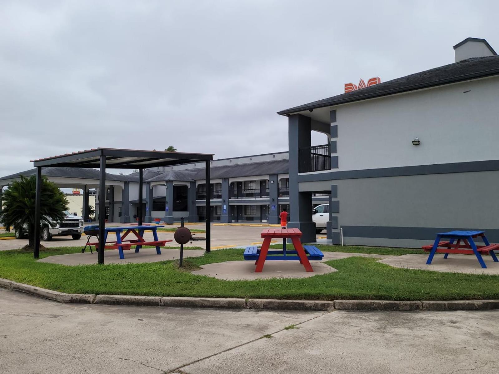Texas Inn&Suites Raymondville Extérieur photo